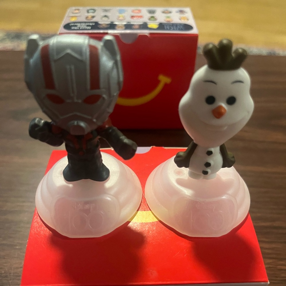 Disney 100th Anniversary Happy Meal Set (12)